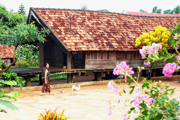 Buôn Akô Dhông (TP. Buôn Ma Thuột) - một điểm đến thu hút du khách trong và ngoài nước.    Ảnh: H.G          