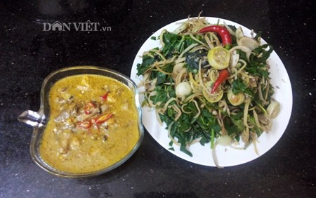 Món rau rừng đồ chấm lòng cá luôn có sức hấp dẫn khó tả đối với các thực khách.